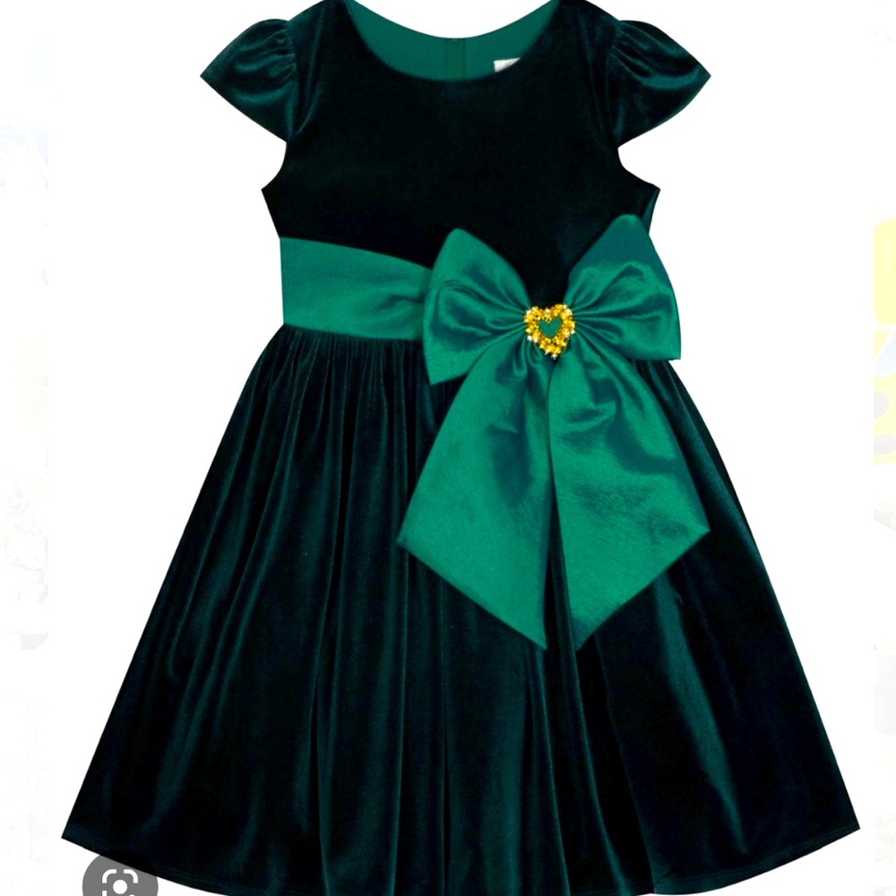 Rare Editions Green Velvet Holiday Dress